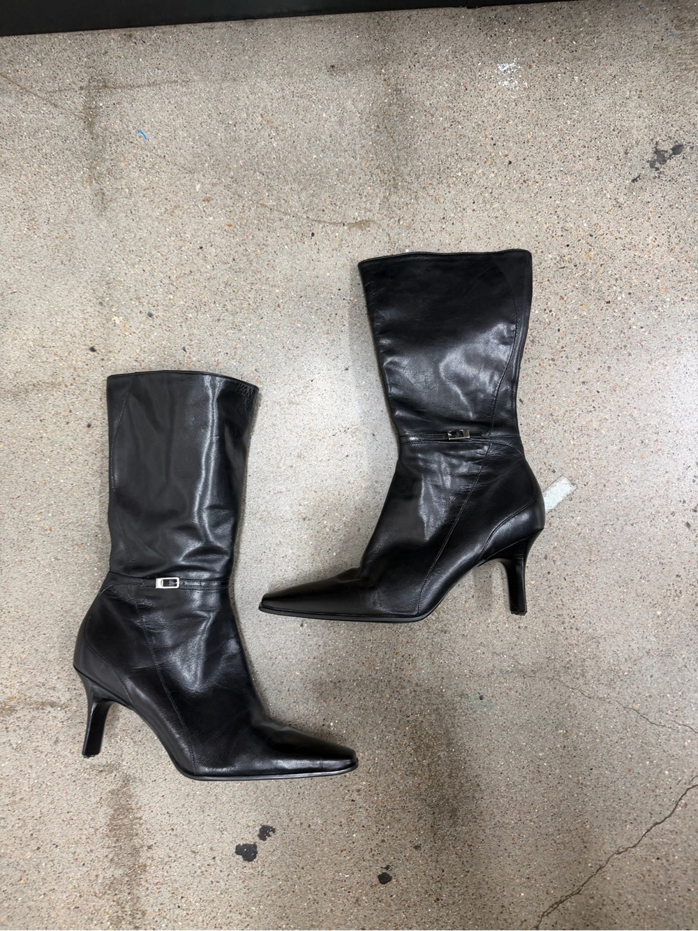 Vintage Gianni Bini Black Leather Pointed Toe Heeled Boots Size 8.5 Y2K